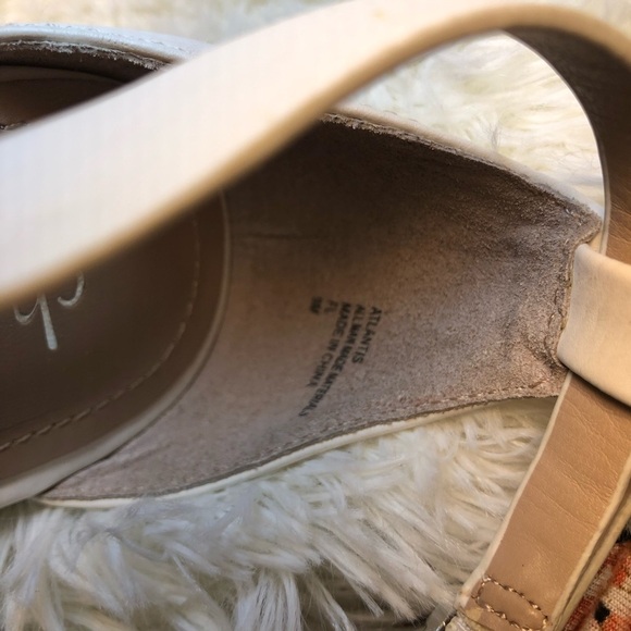 Women's White Wedge Sandals size 9 NWOT - Picture 12 of 16